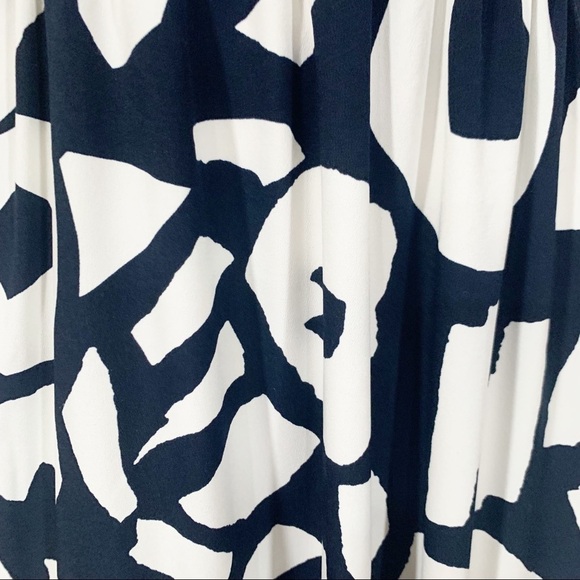 Loft Women’s Navy And White Abstract Print Maxi - Picture 3 of 11